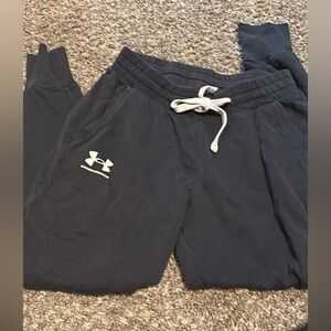 women’s under armour joggers
